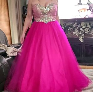 Prom Elias Princess Dress Size 16